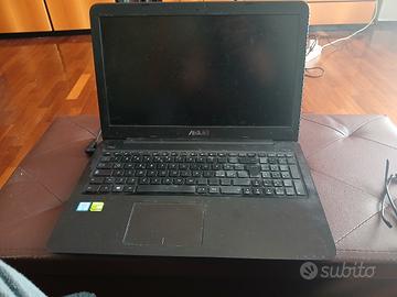PC Portatile Notebook Asus F556U, 699GB HDD 8GbRam