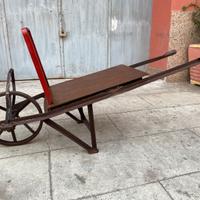 Carriola di ferro