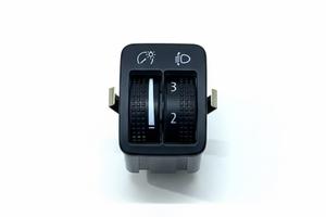 5ND9411333A - Interruttore di regolazione fari