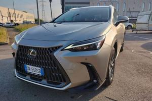 Lexus NX Plug-in Premium+ 4WD