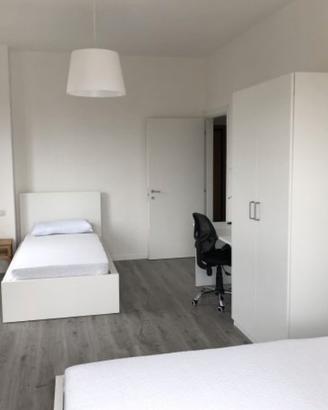 Posto letto in camera doppia a Monza