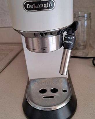 macchinetta caffè De Longhi