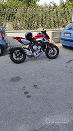 MV agusta rivale 800 (anno 2014)
