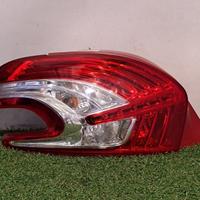 STOP FANALE POSTERIORE SINISTRO PEUGEOT 208 Serie