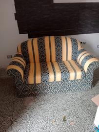 divano due posti 