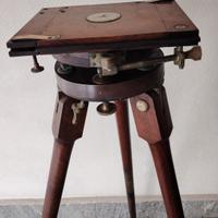 TREPPIEDE ANTICO