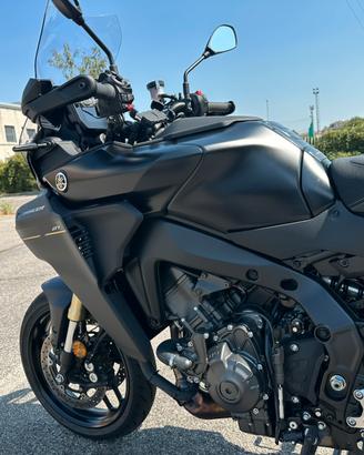 Yamaha Tracer 9 GT - perfetta e accessoriata