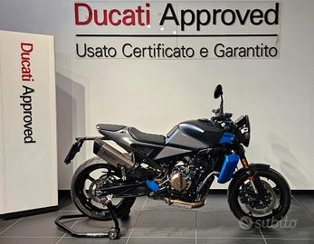 Husqvarna Svartpilen 801