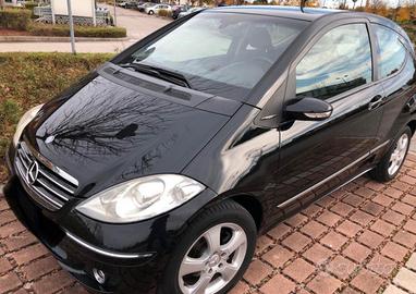 Mercedes A