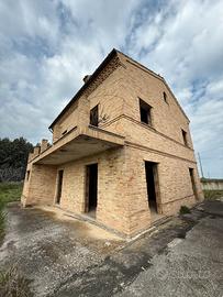 Splendida, con corte e panorama esclusivo