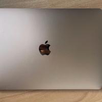 MacBook Air 13" - 128gb SSD