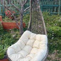 Poltrona sospesa da giardino e terrazzo