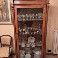 Vetrina classica ad un'anta