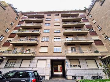 MAGAZZINO IN INTERNO CORTILE