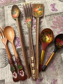 Mestoli e cucchiai in legno vintage