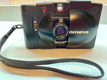 Olympus XA2