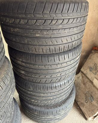 4 Gomme estive Blacklion 325/30-21 e 285/35-21