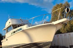 Natante 10mt doppia linea d'asse perkins t.diesel