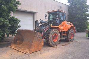 Pala gommata Doosan DL280-5