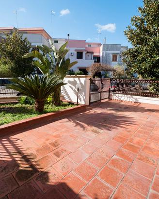Zona SALESIANI villa in contesto residenziale