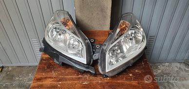 fari anteriori Clio 2007 