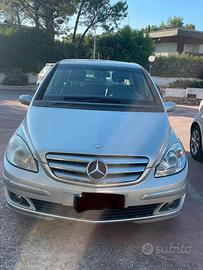 Mercedes- Benz Classe B 180 CDI (2007)