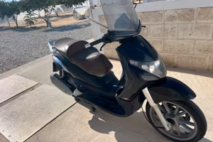 Piaggio Beverly 250