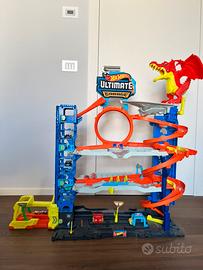 Hot wheels ultimate garage