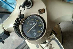 Vespa PE 200