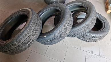 gomme invernali nuove per SUV