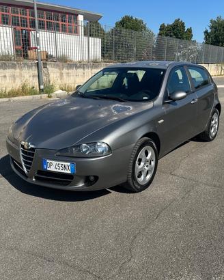 Alfa Romeo 147 1.9 JTD M-JET 16V 5 porte Exclusive