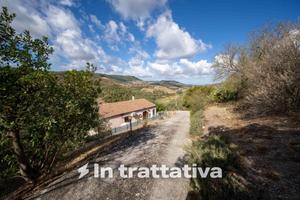 Casa indipendente di 145 m² con 4 locali a Siligo