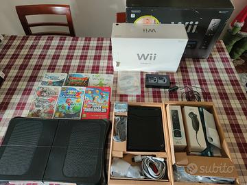 Nintendo Wii nuova +2 joystick + balance board 