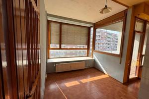 Appartamento di 135 m² con 5 locali e box auto a T
