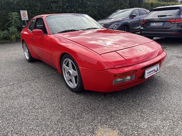 Porsche 944 Turbo S