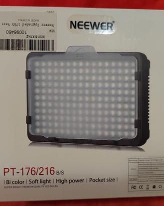 Neewer flash LED 176 Bulbi + batteria e caricabatt