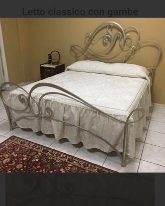 Letto + 2 comodini