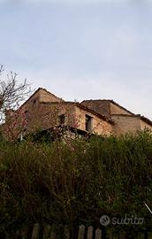Fabbricato rurale+Terreno