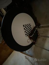 tavoltino vintage com scacchiera