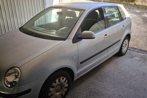 Volkswagen Polo anno 2002 con 89.000 km