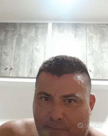 Moto munito con patente b