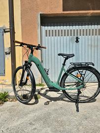 bici donna pedalata assistita 
