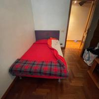 2 letti 200x120 cm+materassi usati