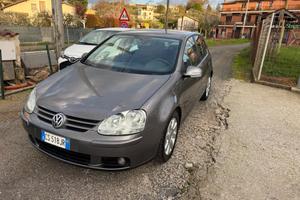 Volkswagen Golf 2.0 16V TDI 5p. Sportline