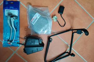 Accrocchio + Varie per Yamaha Mt 03 euro - 2009
