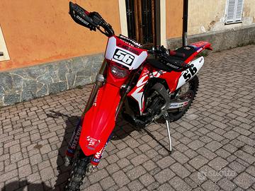 CRF 250 rx  Targato