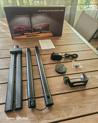 Lampada LED Scrivania Doppia Testa con Morsetto