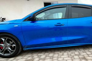 Ford focus 1.0 125 cv st line sport pack