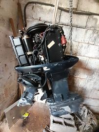 evinrude 70 hp tre cilindri
