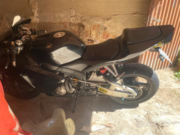 Honda cbr600rr strada/pista